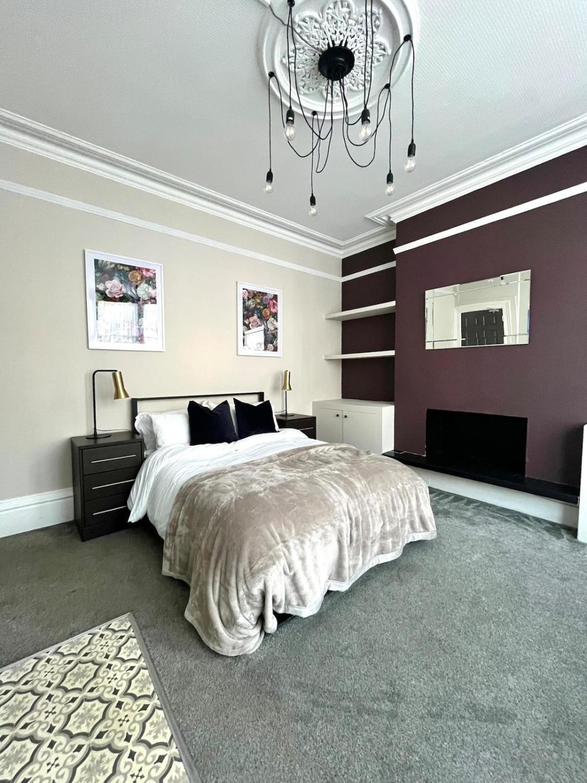 Stylish Home From Home In Derby - Great For Contractors, Groups & Families With Free Parking Exterior foto